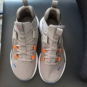 Puma Kids Sneakers in Gray and Orange